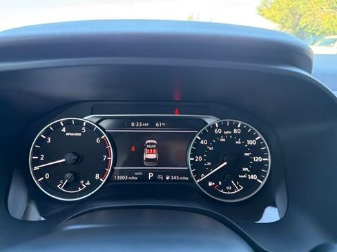 Used 2025 Nissan Rogue SV AWD/4WD image 26