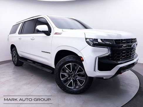 Used 2024 Chevrolet Suburban Z71 w/ Luxury Package AWD/4WD image 1