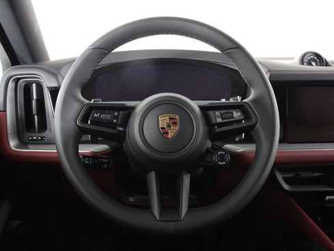 New 2026 Porsche Cayenne Coupe AWD/4WD image 12