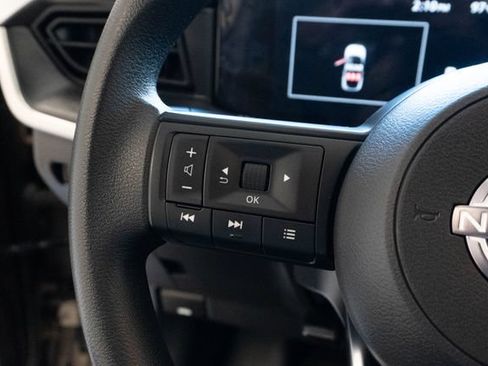Used 2025 Nissan Kicks S AWD/4WD image 20