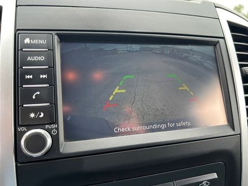 Used 2019 Nissan Frontier SV AWD/4WD image 25