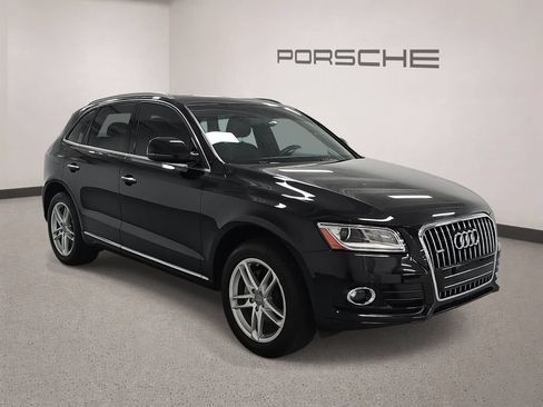 Used 2016 Audi Q5 2.0T Premium Plus w/ Technology Package AWD/4WD image 8