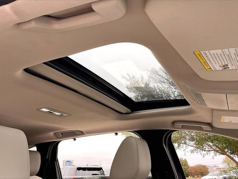 Used 2025 MAZDA CX-70 3.3 Turbo w/ Preferred Package image 35