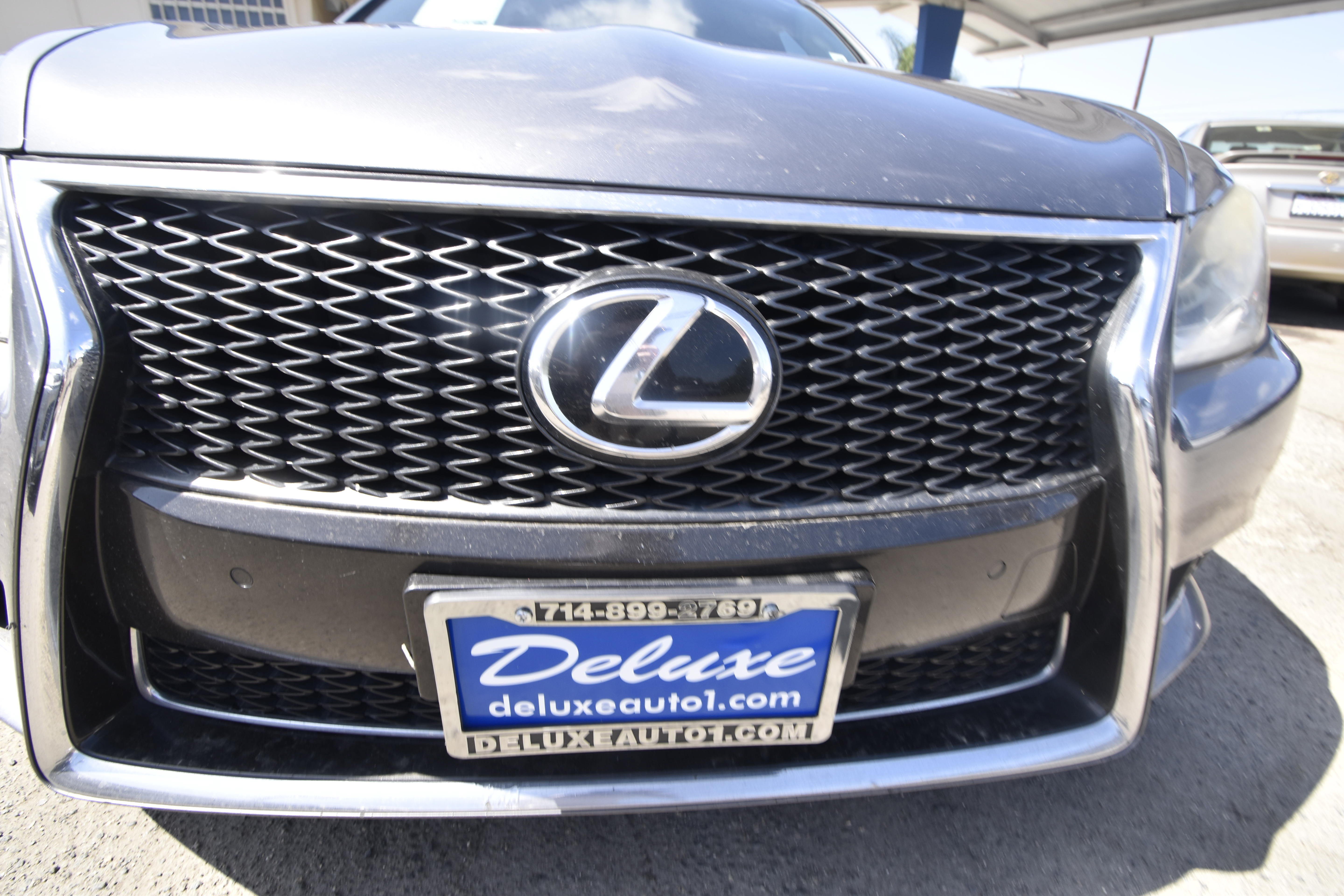 Used 2013 Lexus LS 460 w/ F-Sport Pkg RWD image 26