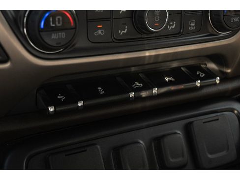 Used 2015 GMC Sierra 1500 Denali AWD/4WD image 27