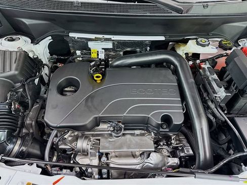 New 2026 Chevrolet Equinox LT w/ Convenience Package II image 31