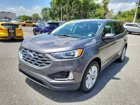 Used 2022 Ford Edge Titanium AWD/4WD image 14