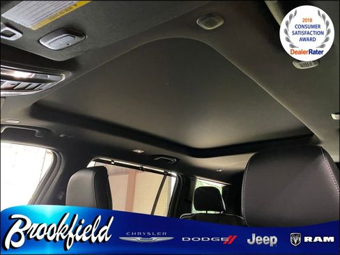 New 2025 Jeep Grand Cherokee L Limited w/ Luxury Tech Group II image 35