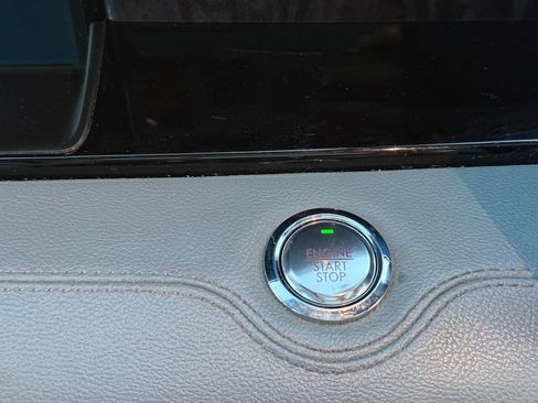Used 2018 Lincoln Navigator Reserve AWD/4WD image 59