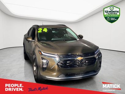 Used 2024 Chevrolet Trax LT w/ Driver Confidence Package
