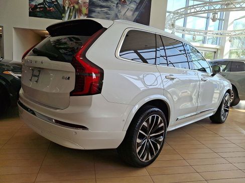 Certified 2026 Volvo XC90 B6 Plus w/ Protection Package Premier AWD/4WD image 4