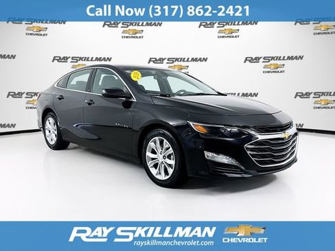 Used 2019 Chevrolet Malibu LT FWD image 1