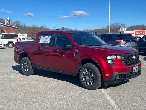 New 2025 Ford Maverick XLT w/ XLT Luxury Package image 1