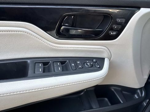 Used 2026 Honda Odyssey Elite image 24