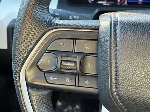 Used 2024 Toyota Tacoma TRD Off-Road AWD/4WD image 27