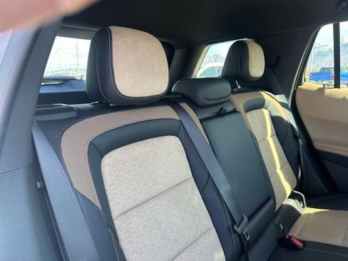 New 2026 Chevrolet Equinox ACTIV AWD/4WD image 15