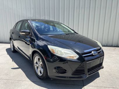 Used 2014 Ford Focus SE w/ SE Winter Package