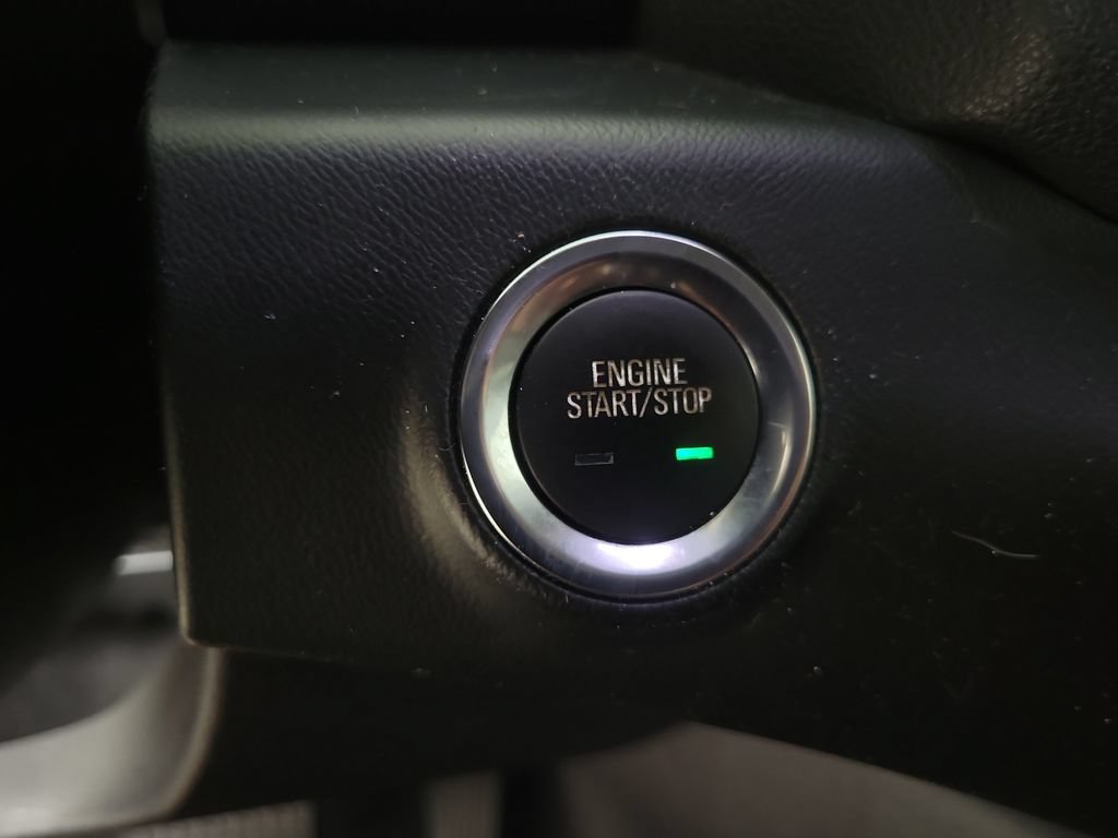 Used 2019 GMC Terrain SLT w/ Preferred Package FWD image 32