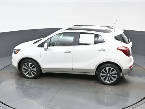 Used 2021 Buick Encore Preferred FWD image 35