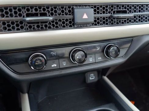 Used 2023 Honda HR-V LX image 22