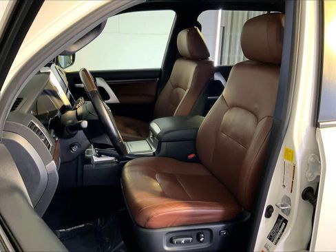 Used 2019 Toyota Land Cruiser AWD/4WD image 9