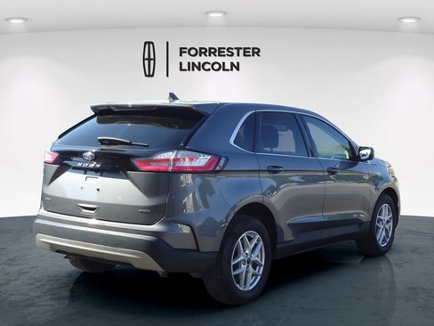 Used 2022 Ford Edge SEL w/ Convenience Package AWD/4WD image 3