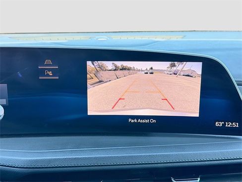 Used 2024 Cadillac XT4 Premium Luxury image 32