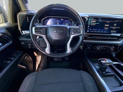 Used 2022 Chevrolet Silverado 1500 RST w/ Texas Edition Plus AWD/4WD image 6