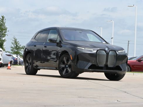 Certified 2024 BMW iX xDrive50 w/ Sport Package AWD/4WD image 2