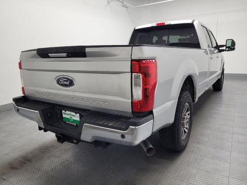 Used 2018 Ford F250 Lariat w/ Lariat Value Package image 9