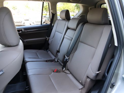 Used 2022 Lexus GX 460 Premium w/ Premium Plus Package AWD/4WD image 36