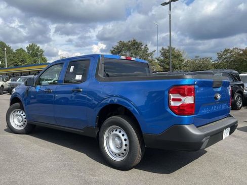 New 2025 Ford Maverick XL image 5