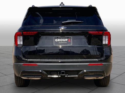 New 2026 Ford Explorer ST-Line RWD image 4