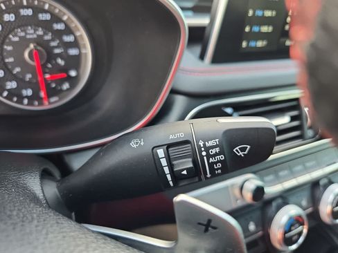 Used 2020 Genesis G70 3.3T w/ Sport Package AWD/4WD image 25