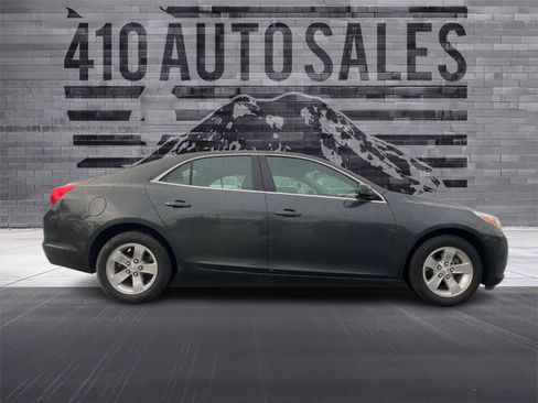 Used 2014 Chevrolet Malibu LT image 2
