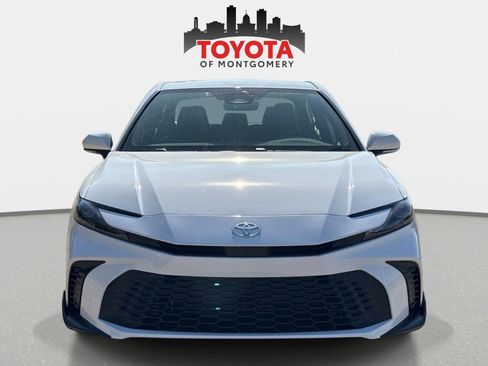 New 2026 Toyota Camry SE image 8