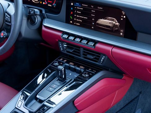 Certified 2026 Porsche 911 Carrera image 44