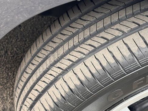 Used 2015 Toyota Corolla L image 12