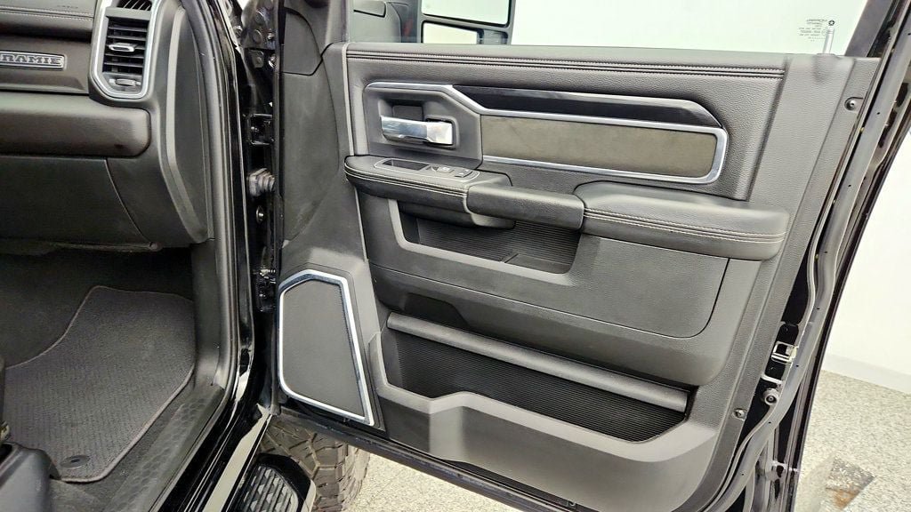 Used 2023 RAM 2500 Laramie AWD/4WD image 26