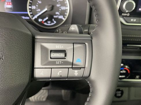 New 2025 Nissan Rogue SV image 24