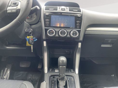 Used 2017 Subaru Forester 2.0XT Premium image 18