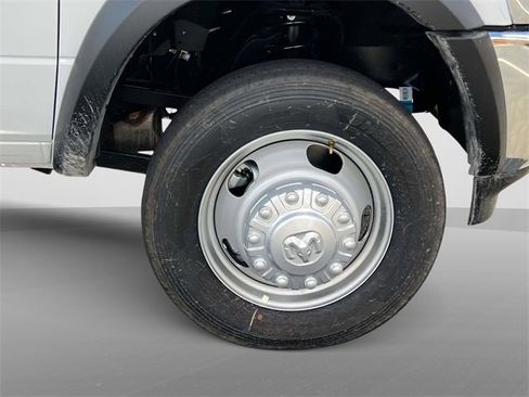 New 2026 RAM 5500 Tradesman w/ Chrome Appearance Group image 4
