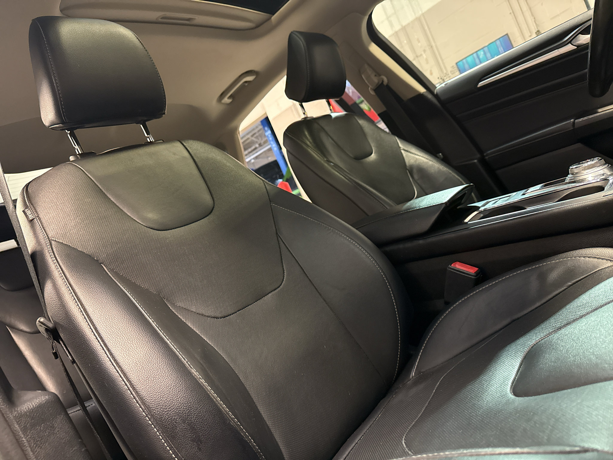 Used 2020 Ford Fusion Titanium FWD image 24