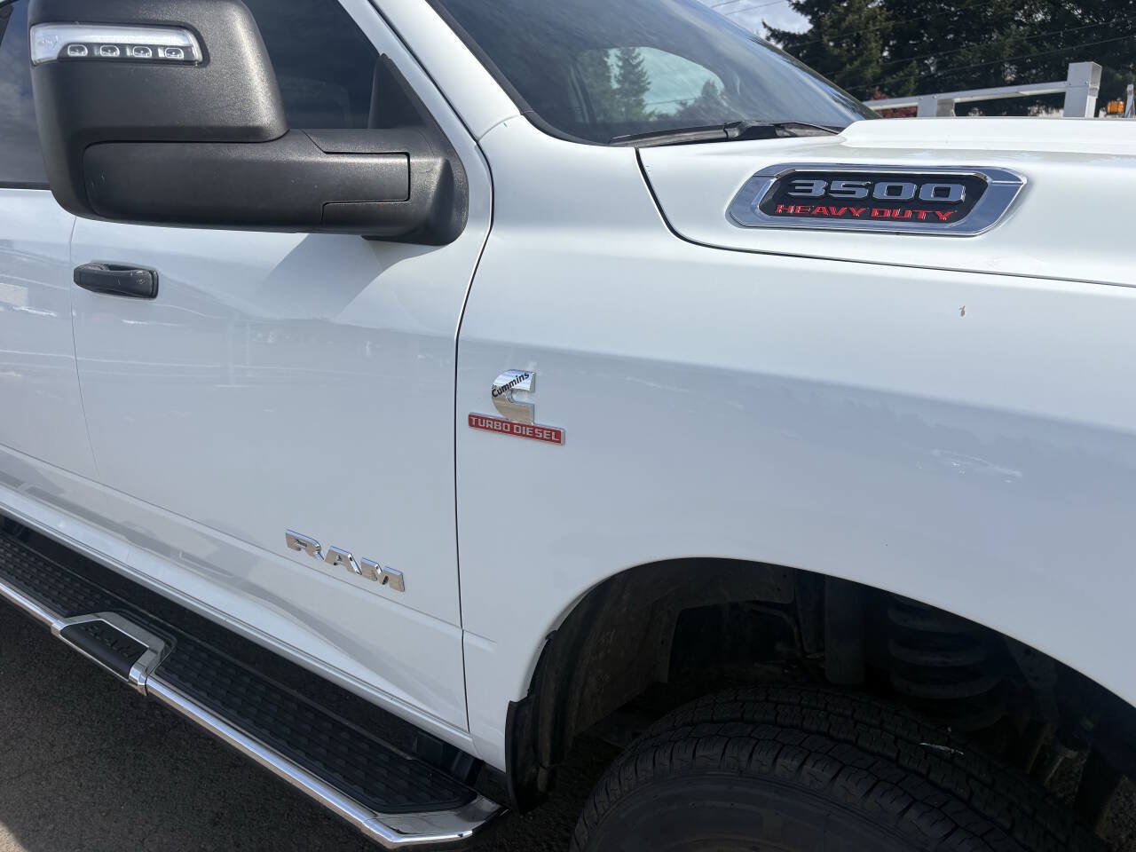 Used 2024 RAM 3500 Big Horn AWD/4WD image 21