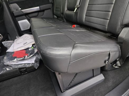 Used 2025 Ford F450 Platinum AWD/4WD image 37