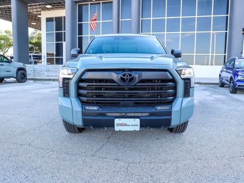 Used 2025 Toyota Tundra SR5 AWD/4WD image 3