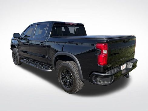 Used 2023 Chevrolet Silverado 1500 ZR2 w/ Technology Package AWD/4WD image 10