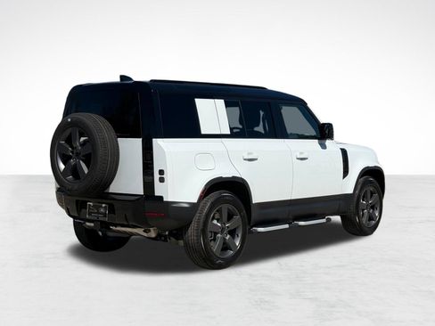 Used 2026 Land Rover Defender 110 S AWD/4WD image 9