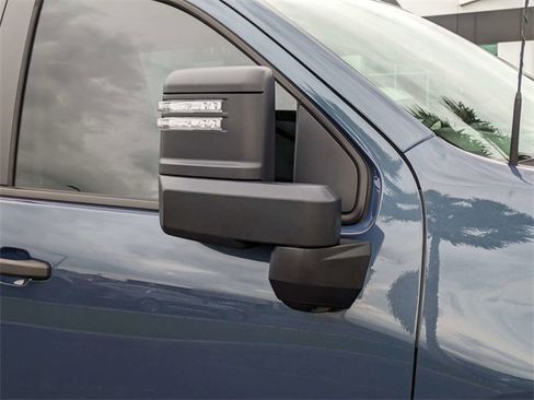 Used 2025 Chevrolet Silverado 2500 Custom w/ Custom Value Package image 11