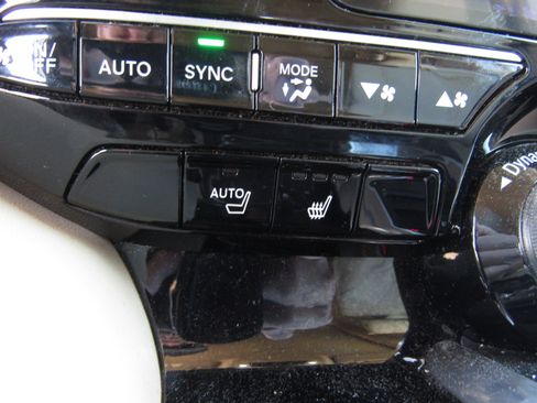 Certified 2023 Acura MDX SH-AWD w/ Technology Package image 23